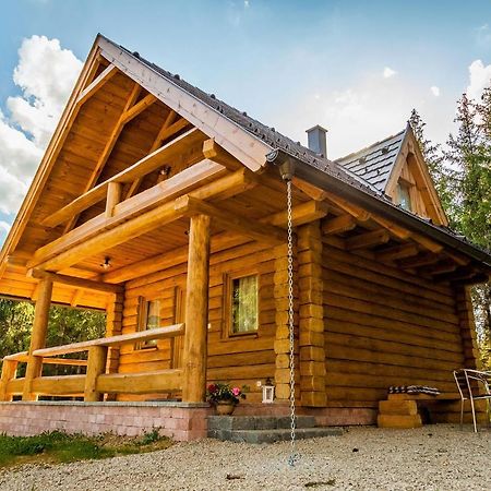 Gyurka Kisroenkhaz Bed & Breakfast Ispánk Екстериор снимка