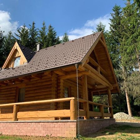 Gyurka Kisroenkhaz Bed & Breakfast Ispánk Екстериор снимка