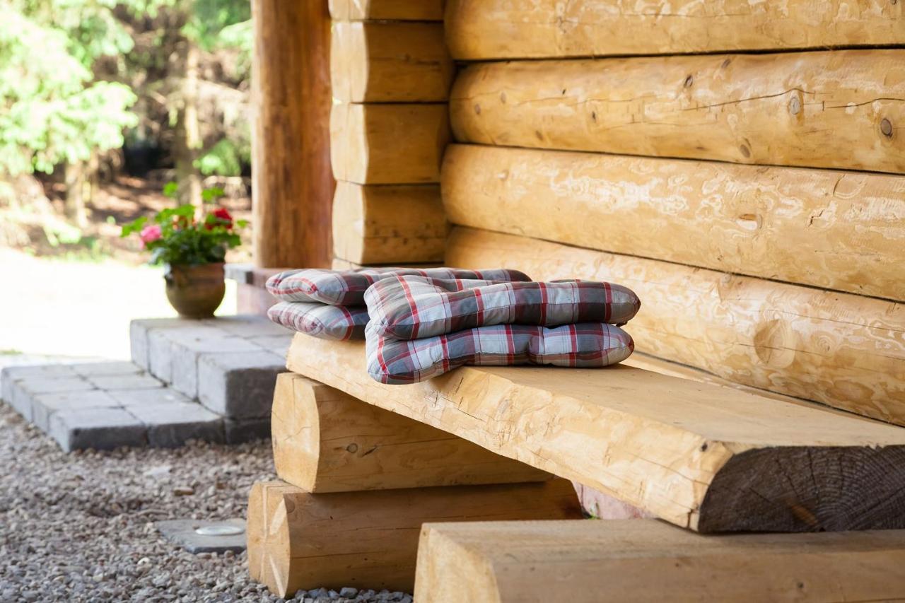 Gyurka Kisroenkhaz Bed & Breakfast Ispánk Екстериор снимка